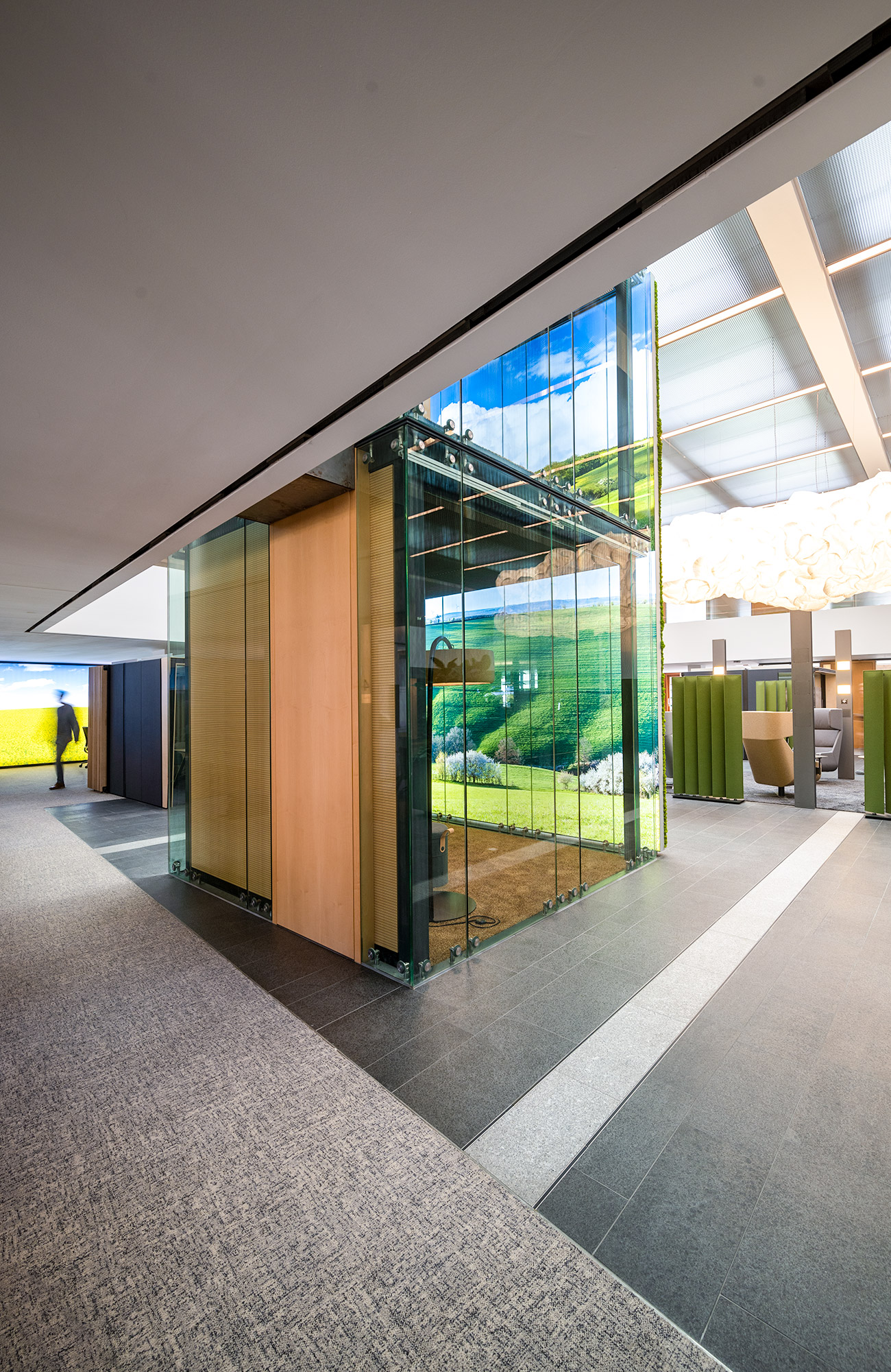 Kaiserslautern &ndash; Akustikbilder und Schallabsorber von SCHALLSAUGER&reg;